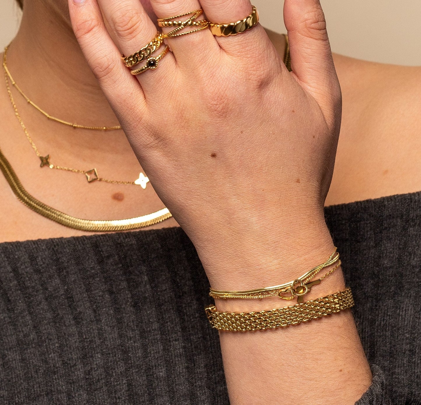 Dubbel goud hartje armband