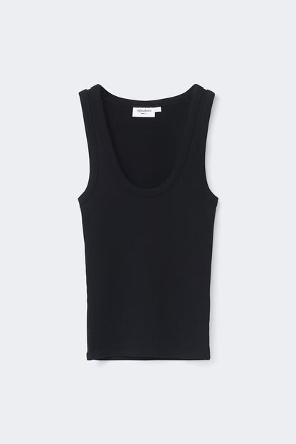 Super stretch scoop neck tank
